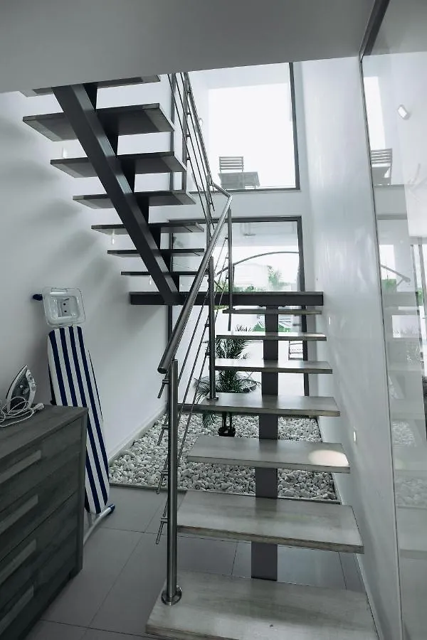 Villa In Albufeira With Private Swimming Pool For 8 People ポルトガル