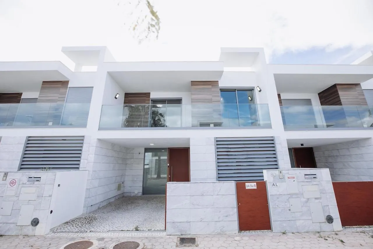 Villa In Albufeira With Private Swimming Pool For 8 People 0*,