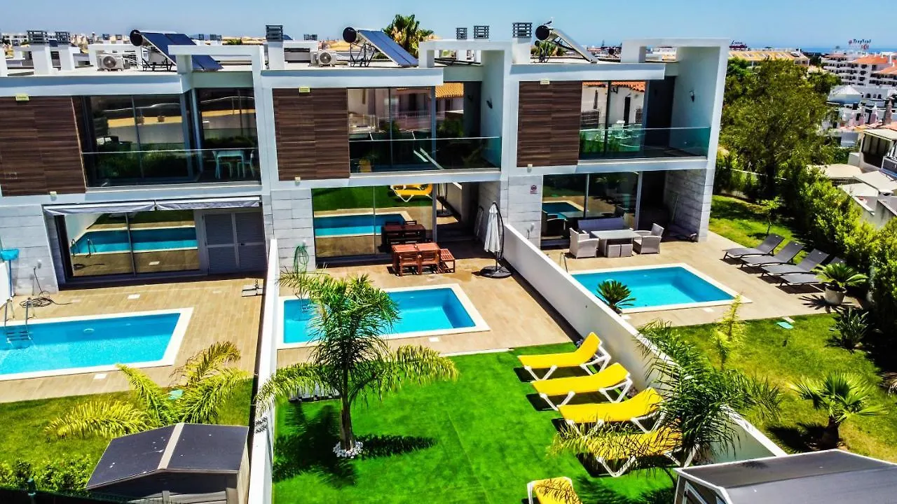Villa In Albufeira With Private Swimming Pool For 8 People