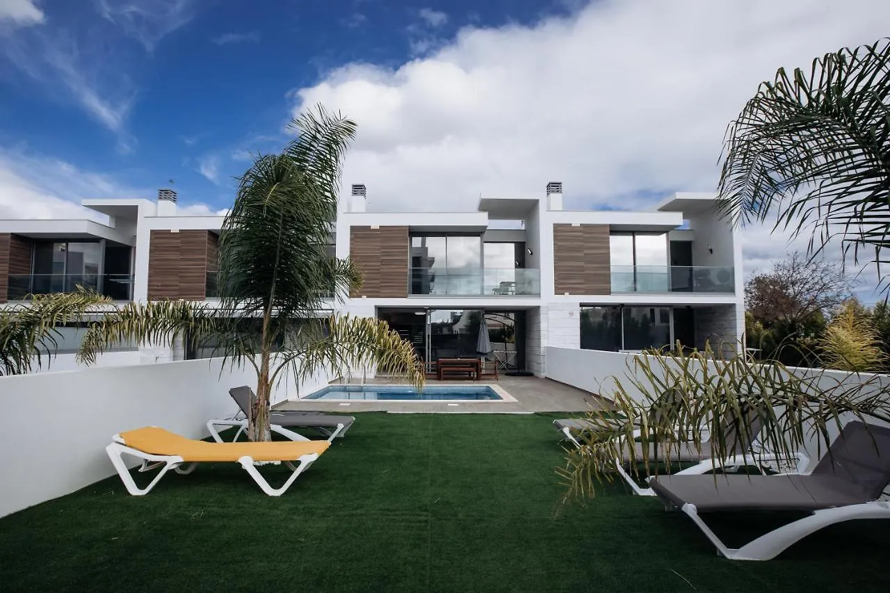 Villa In Albufeira With Private Swimming Pool For 8 People