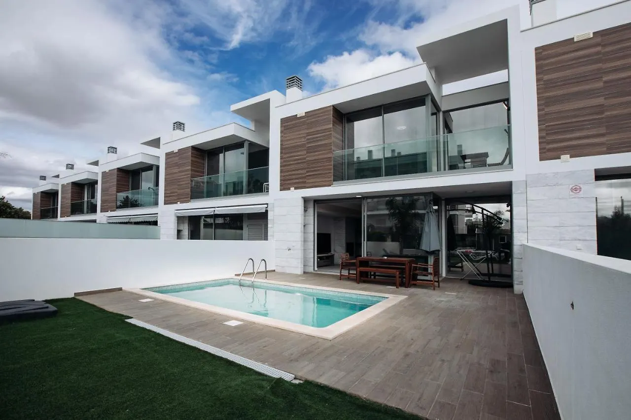 Villa In Albufeira With Private Swimming Pool For 8 People