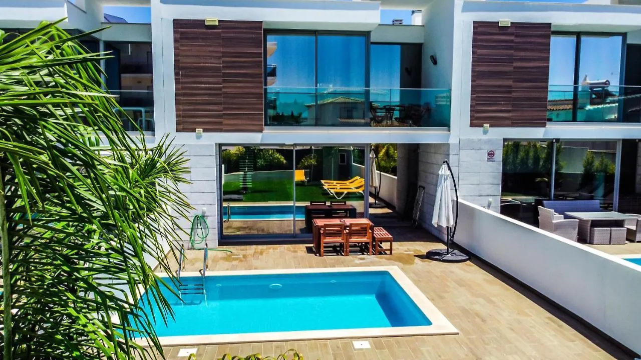 Villa In Albufeira With Private Swimming Pool For 8 People