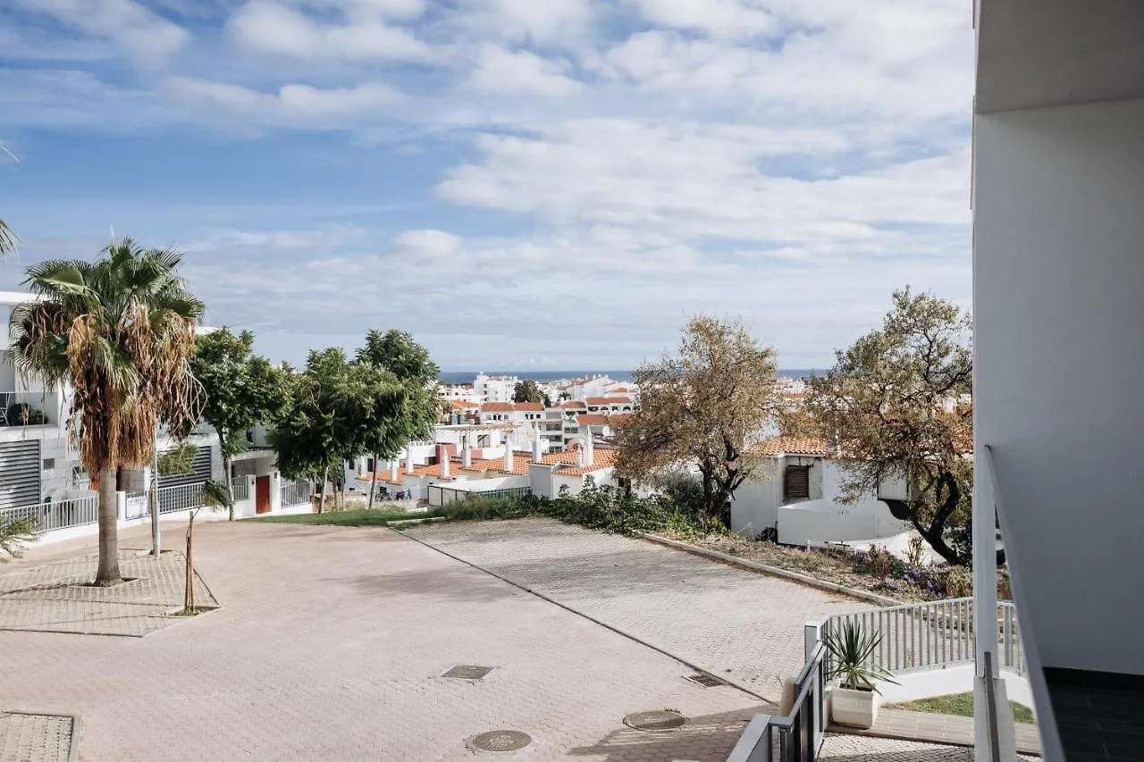 Villa In Albufeira With Private Swimming Pool For 8 People